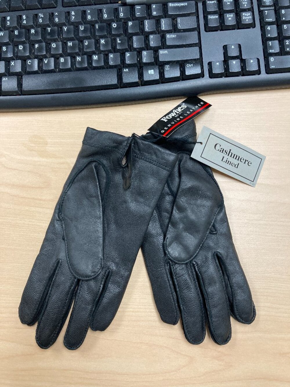 New Women's Leather Gloves - Cashmere Lined; size M/L Fownes